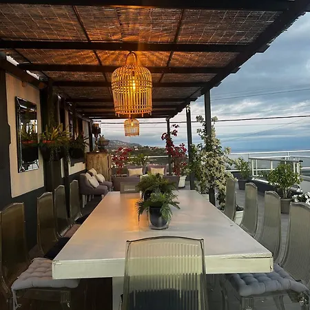 Miguels Seaview Corner *