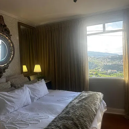 Miguels Seaview Corner