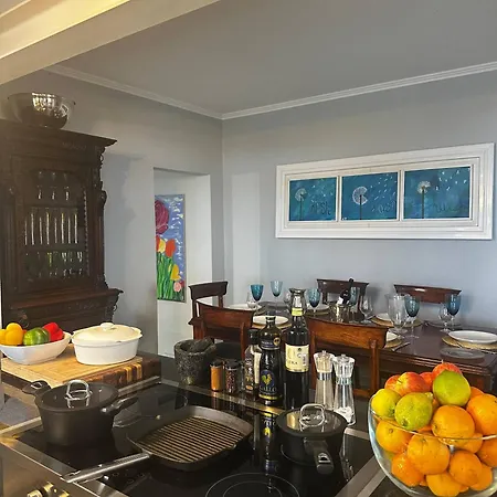 Miguels Seaview Corner בית נופש