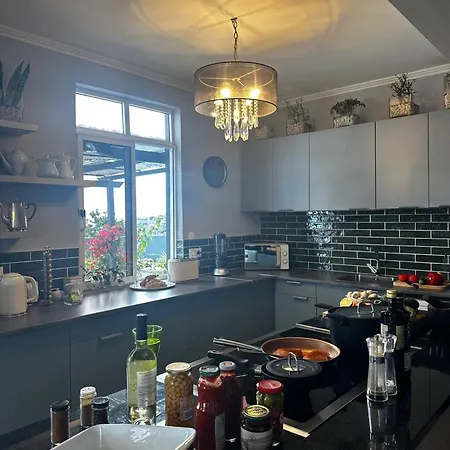 בית נופש Miguels Seaview Corner