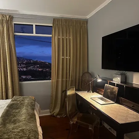 Miguels Seaview Corner