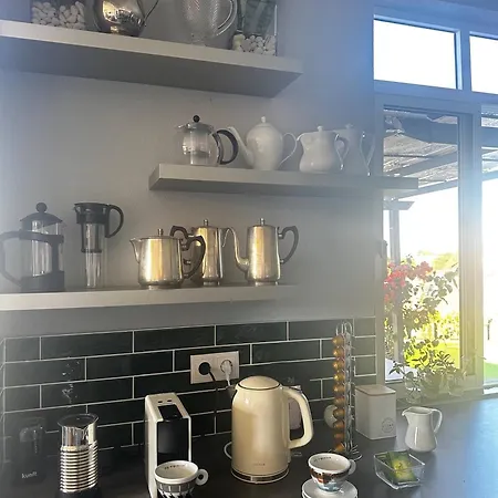 Miguels Seaview Corner * פונטה דו סול