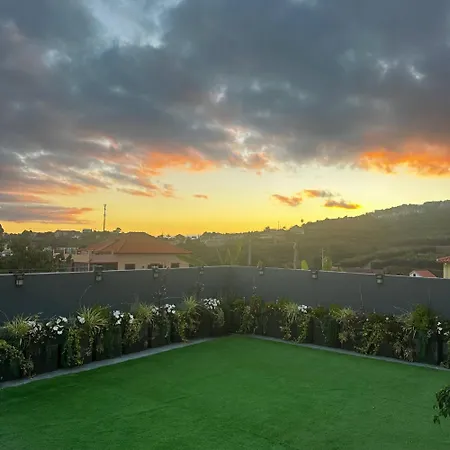 Miguels Seaview Corner Casa de Férias