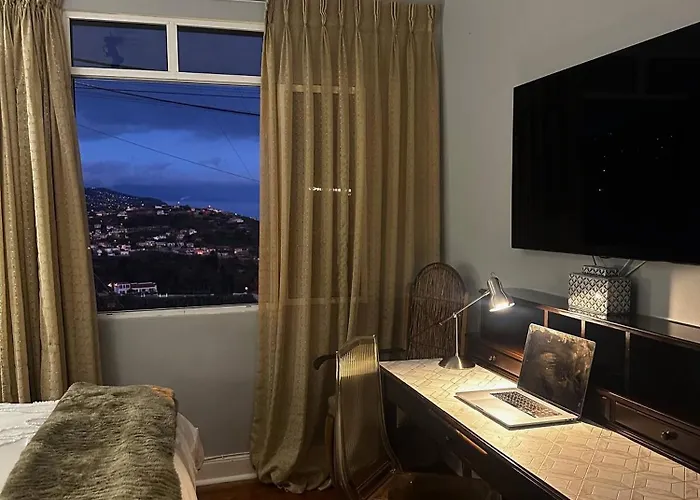 Miguels Seaview Corner