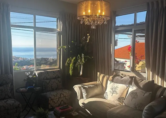 Miguels Seaview Corner 度假居 蓬他达维托亚